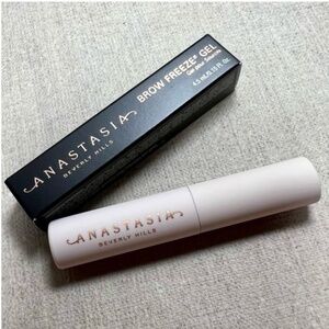 ❤️3 for $30❤️ Anastasia Beverly Hills Brow Freeze Gel mini